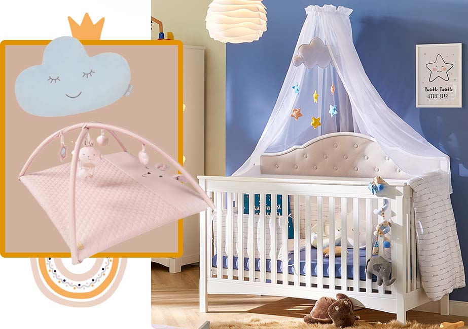 Collage: Bild 1 Kuschel- Dekokissen Wolke in Hellblau und eine rosa Krabbeldecke, Bild 2 Baby-Himmelbett in Weiß mit gepolsteter Rückwand mit Zierknöpfe