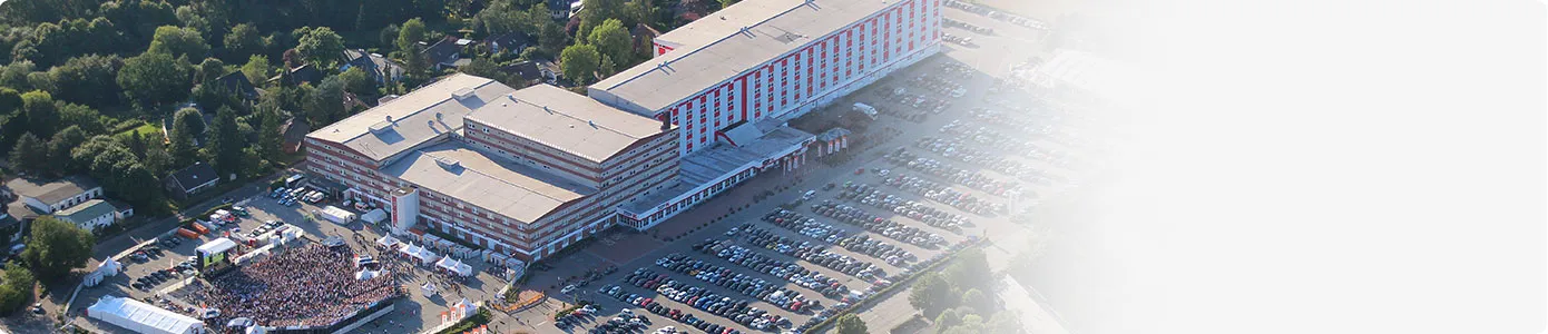 Luftbildaufnahme des Möbel Kraft Einrichtungshauses in Bad Segeberg