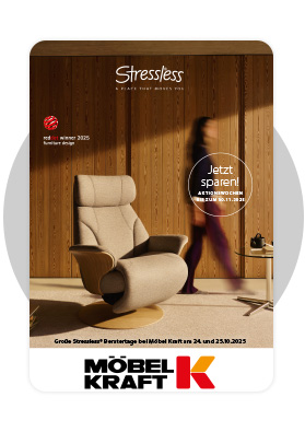 Wohnsituation mit Stressless Sessel, Text: Stressless. A Place that moves you. Reddot winner 2025, furniture design. Jetzt sparen! Aktionswochen bis zum 30.11.2025. Große Stressless Beratertage bei Möbel Kraft am 24. und 25.10.2025.