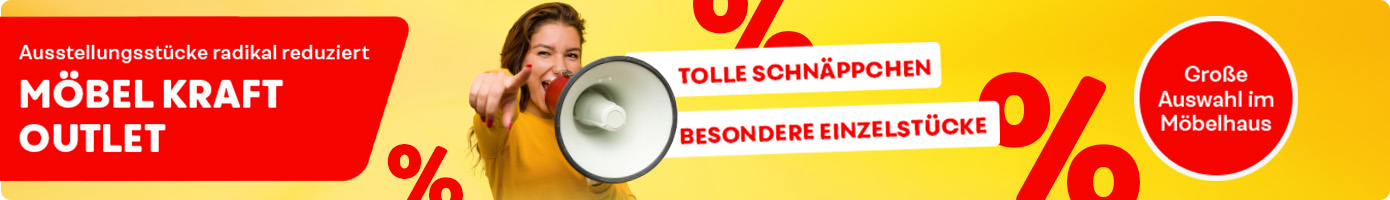 Collage: Text Ausstellungsstücke radikal reduziert, Möbel Kraft Outlet, tolle Schnäppchen, besondere Einzelstücke, große Auswahl im Möbelhaus. Gelber Hintergrund mit roten Prozentzeichen, Frau hält Megaphone.