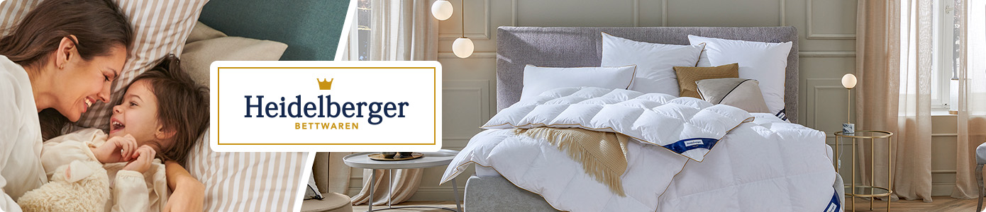 Heidelberger Bettwaren. Collage aus 2 Bildern. Bild 1: Mutter und Kind liegen im Bett und lachen sich an. Bild 2: Weiße Kopfkissen und Bettdecken von Heidelberger Bettwaren auf einem grauen Polsterbett.