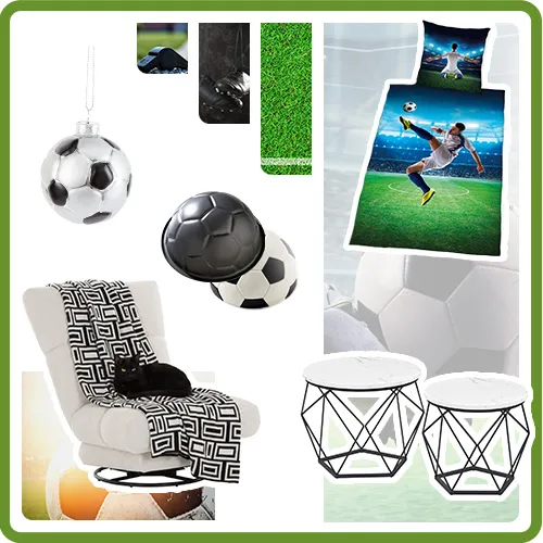 Collage: Kissen mit Fußball im Tor, Backform in Fußball-Optik mit Kuchen in Fußballoptik; Bettwäsche mit Fußball; weißer Sessel mit schwarzem Drehgestell, schwarz-weiß gemusterte Decke, schwarze Katze; Baumkugel im Fußball-Design; 2 Couchtische in weißer Marmoroptik mit schwarzem Metall-Gestell.