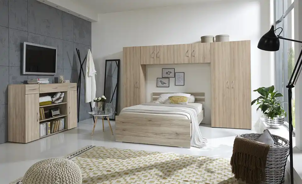 Schrank, 2-türig, in Wohnsituation