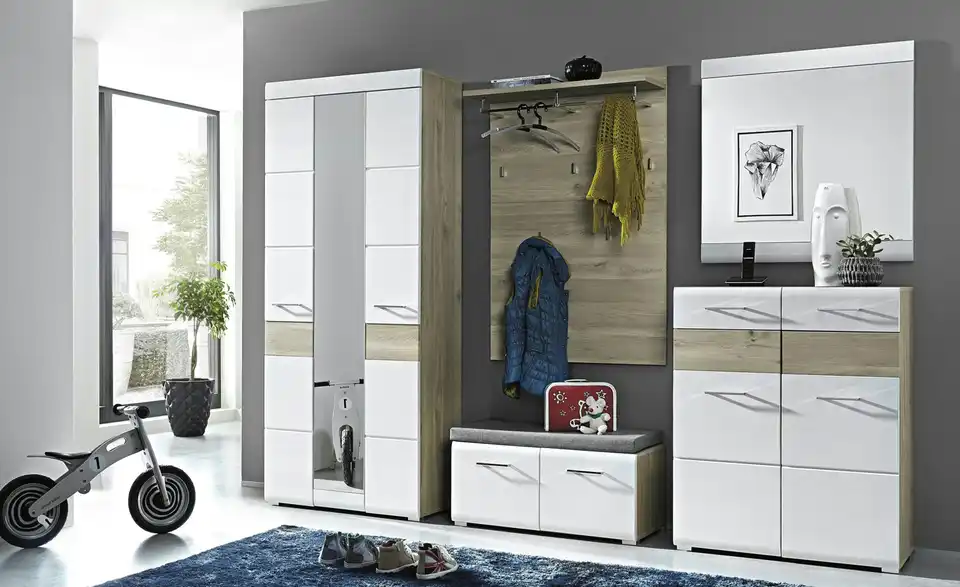 Spiegel, in Wohnsituation