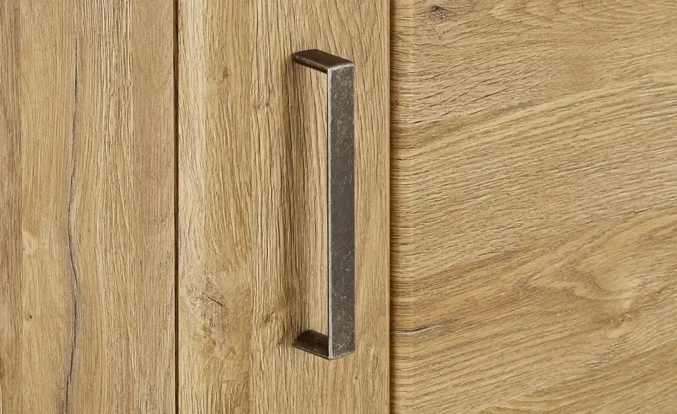 Garderobenschrank, Detailansicht