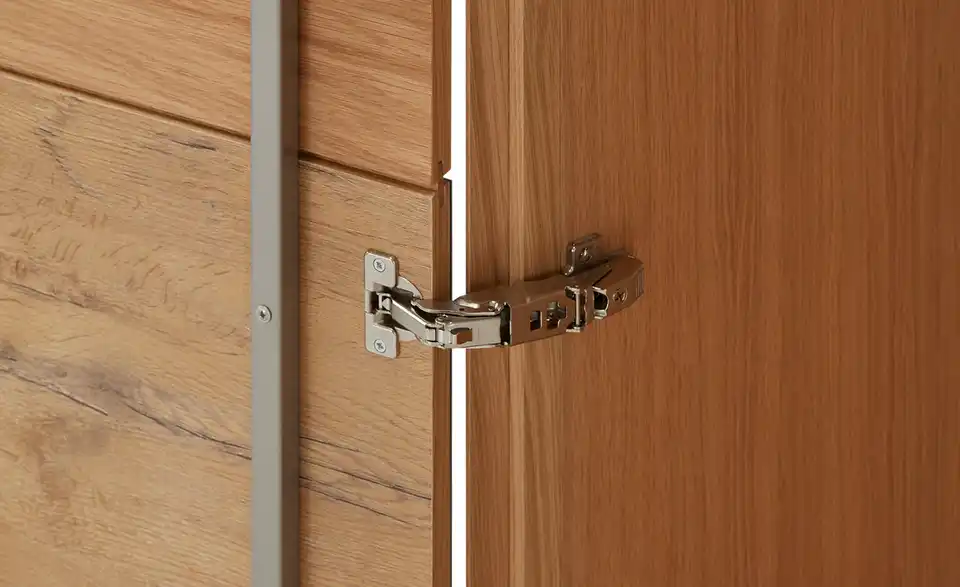 Garderobenschrank, Detailansicht