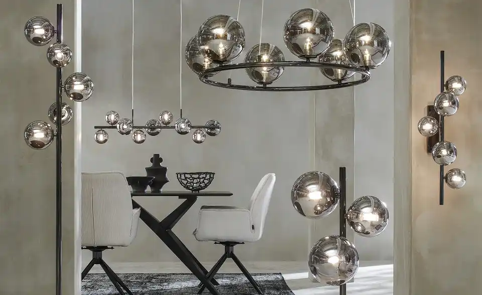 Meisterleuchten Stehleuchte, 5-flammig, schwarzchrom,Rauchglas, in Wohnsituation