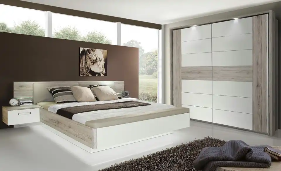 Schwebetürenschrank, in Wohnsituation