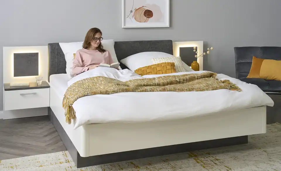 Primo Bettanlage Allegre mit LED-Beleuchtung, in Wohnsituation