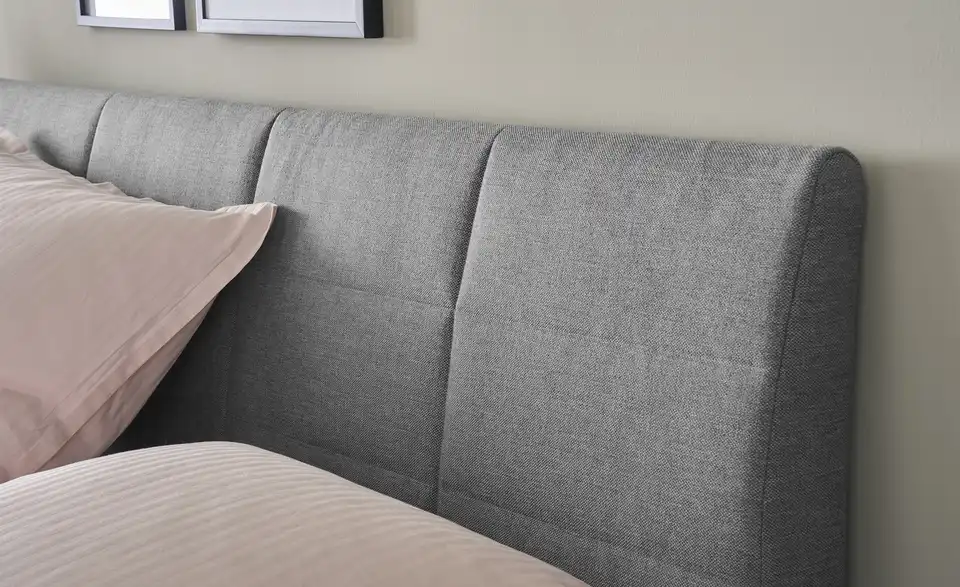 Boxspringbett mit Bettkasten und Topper, Detailansicht