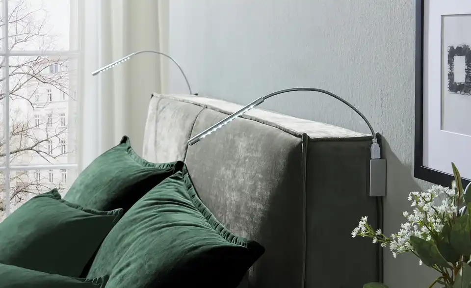 Boxi LED-Leseleuchte, in Wohnsituation