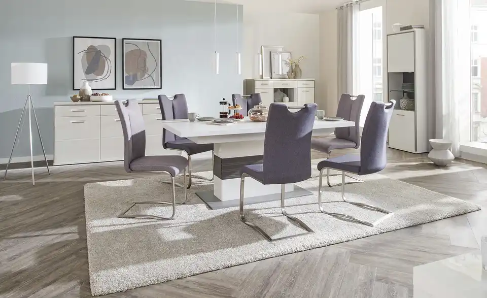 Primo Vitrine Setto, in Wohnsituation