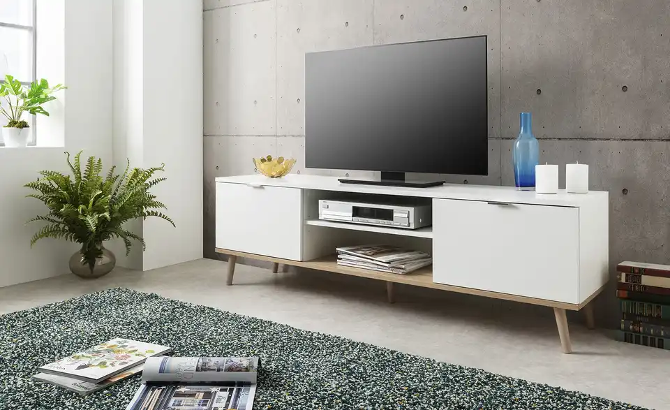 TV-Lowboard, in Wohnsituation