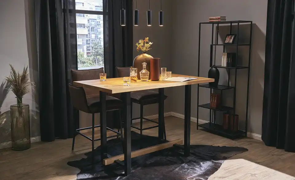 Woodford Tresentisch massiv Verona, in Wohnsituation