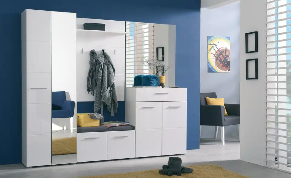 Garderobenbank, in Wohnsituation