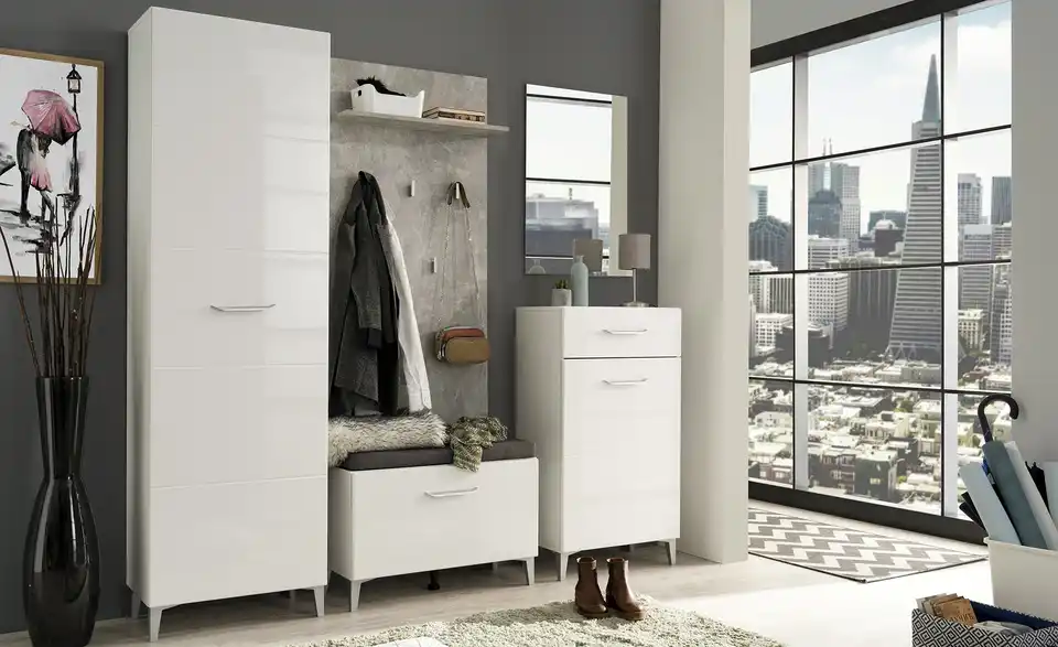 Garderobenpaneel, in Wohnsituation