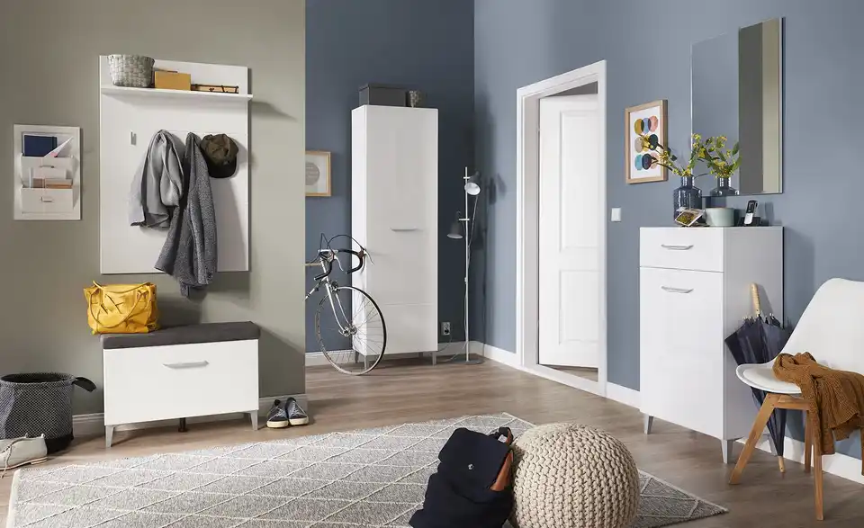 Garderobenpaneel, in Wohnsituation