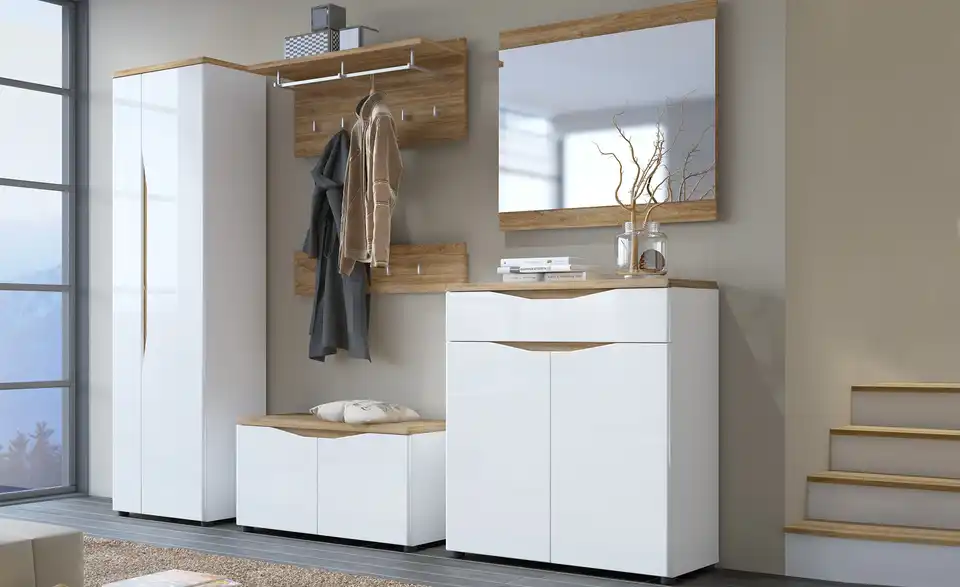 Spiegel, in Wohnsituation