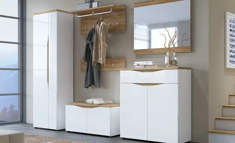 Spiegel, in Wohnsituation