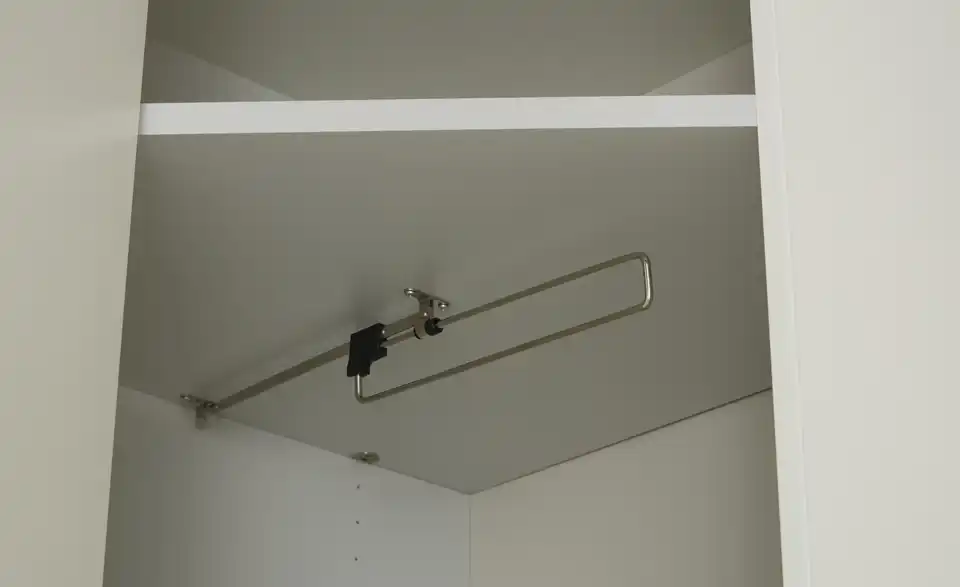 Garderoben Eckschrank, Detailansicht