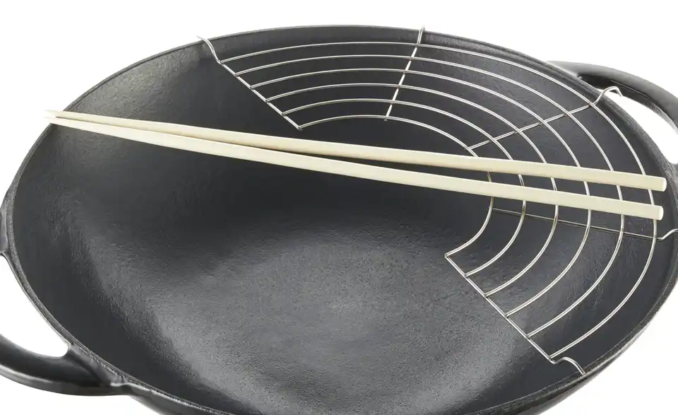 Meisterkoch Gusseisen-Wok mit Deckel OPUS, Zubehör
