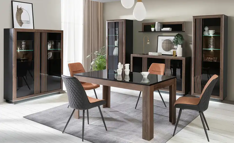 Vitrine, in Wohnsituation