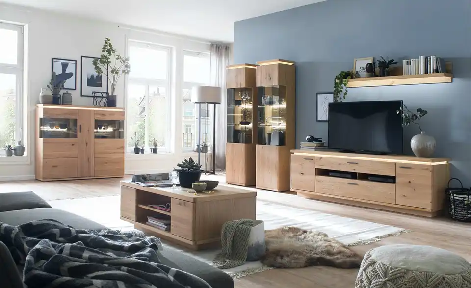 Woodford Highboard Alone, in Wohnsituation