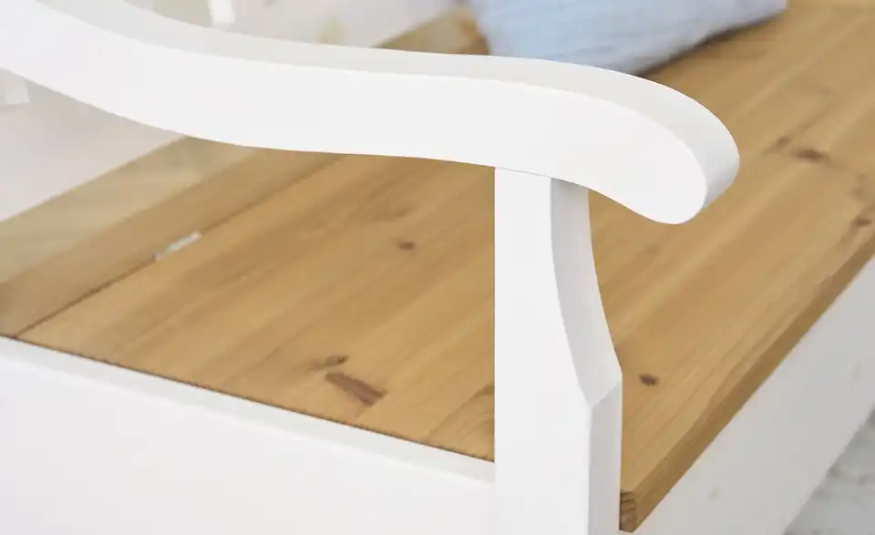 maison bleue Truheneckbank Florian massiv, Detailansicht