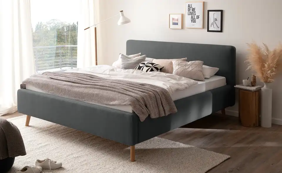 Polsterbett, in Wohnsituation