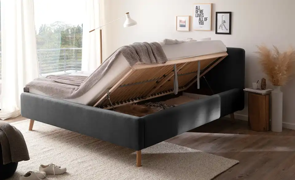 Polsterbett, in Wohnsituation