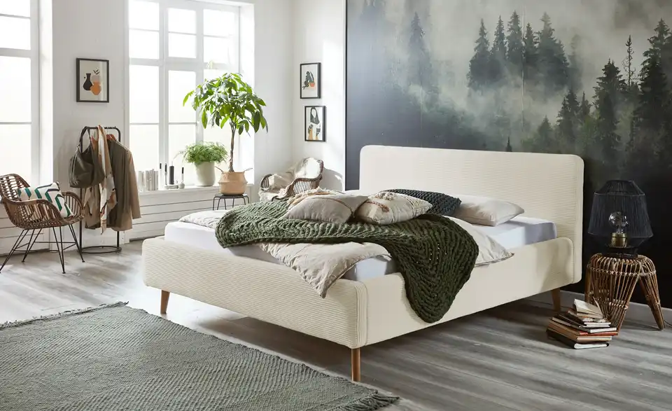 Polsterbett, in Wohnsituation