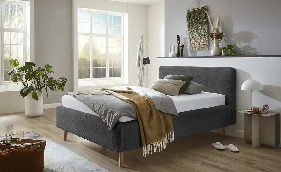 Polsterbett, in Wohnsituation