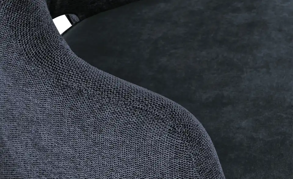 Woodford Armlehnstuhl Moreda mit Massivholzgestell, Detailansicht