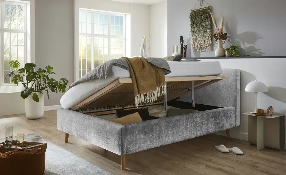 Polsterbett, in Wohnsituation