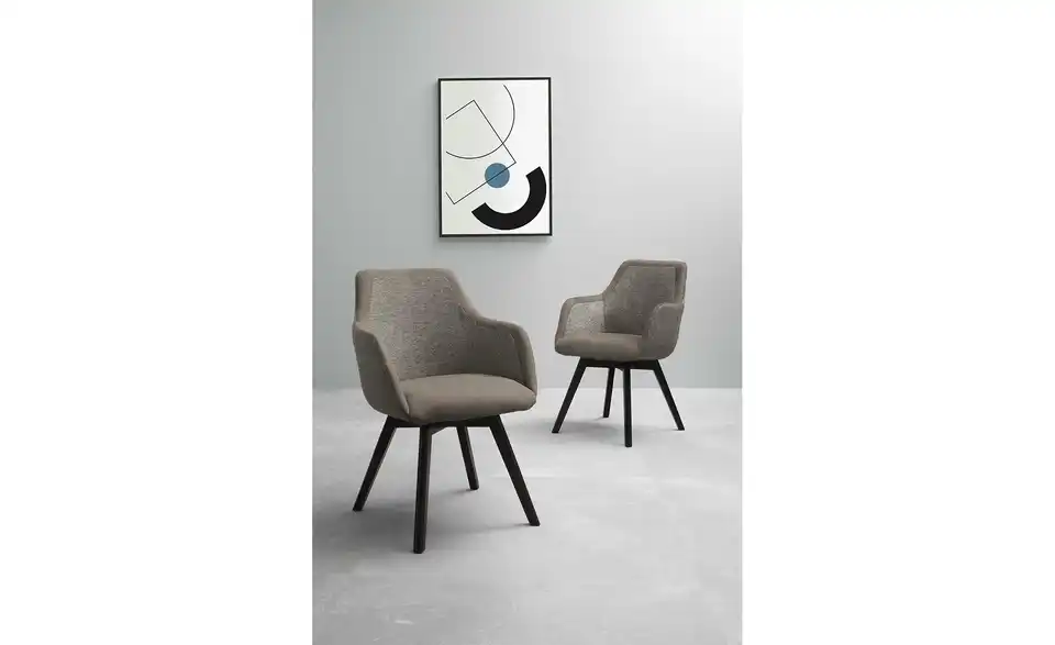 Dine + Mine Armlehnstuhl Corby mit Massivholzgestell, in Wohnsituation