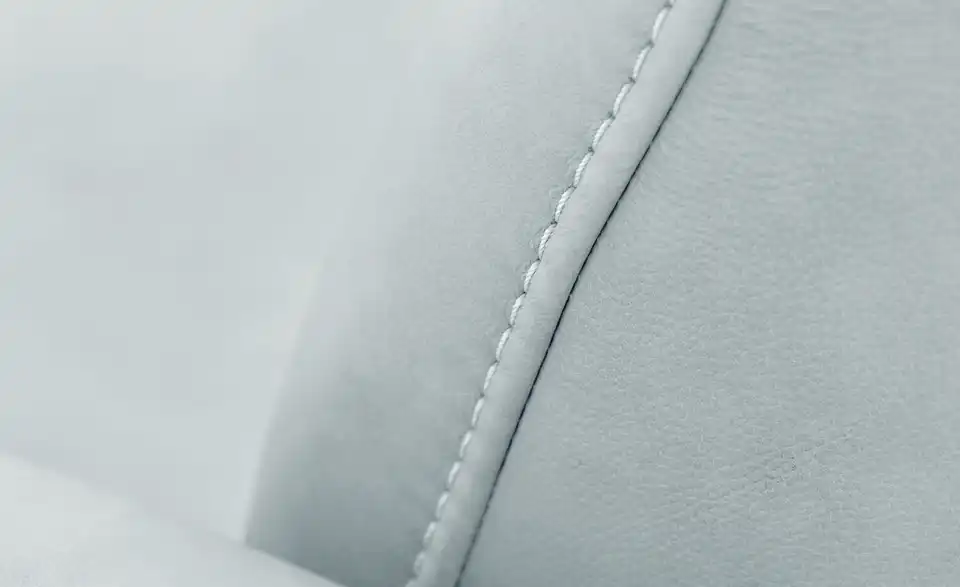 himolla 7151 Relaxsessel, Naht