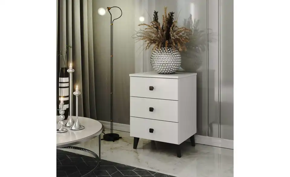 Nachttisch mit 3 Schubladen, in Wohnsituation