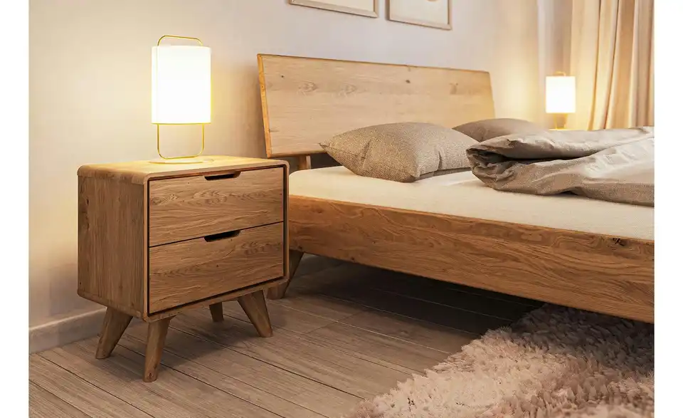 Nachttisch mit 2 Schüben, in Wohnsituation