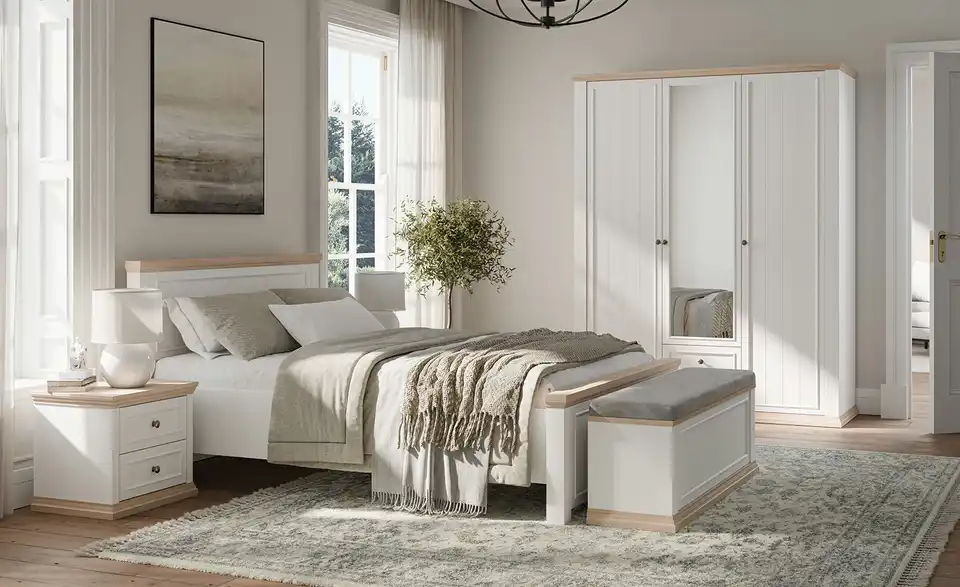 Bettbank mit Stauraum, in Wohnsituation