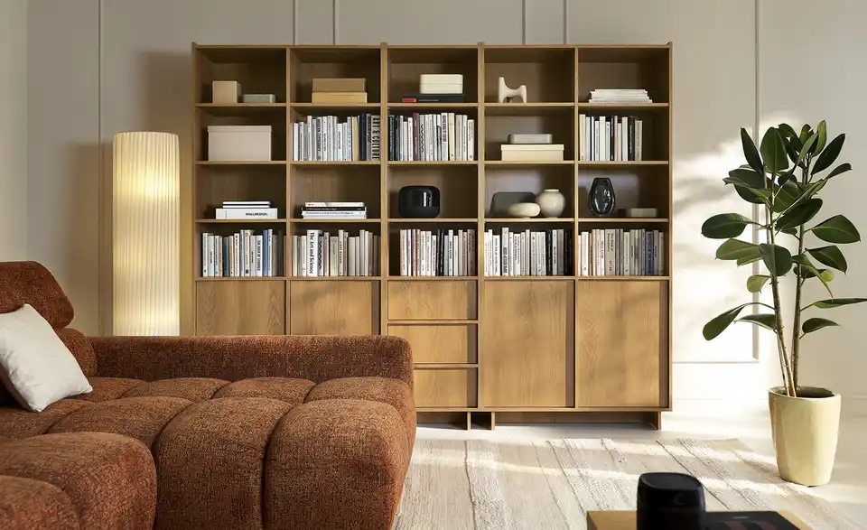 Primo Bücherregal, in Wohnsituation