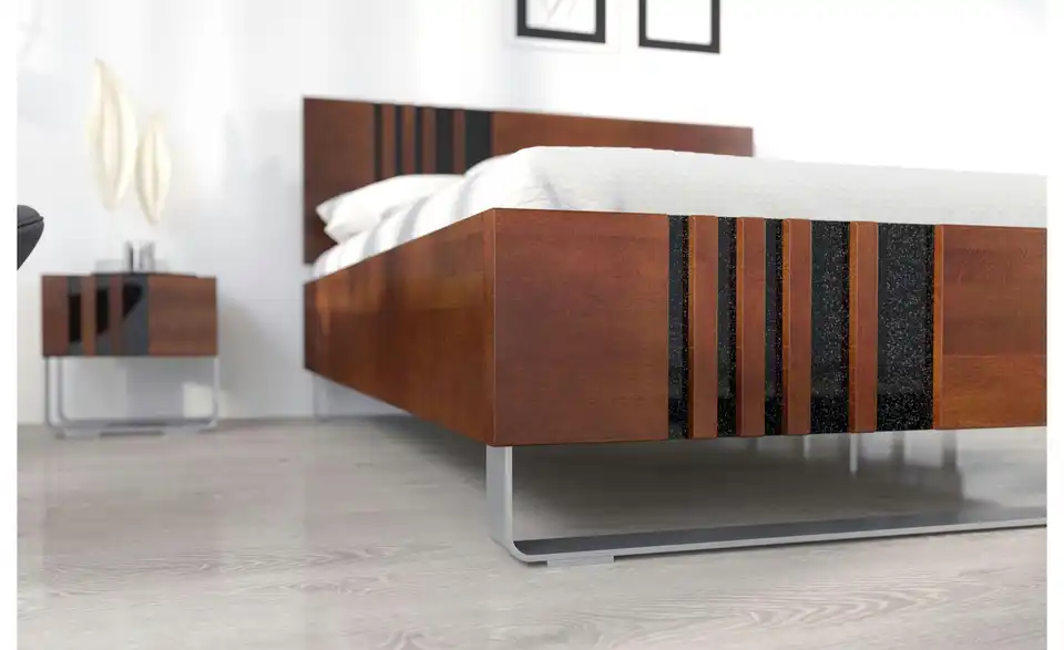 Massivholzbett nussbaumfarben, Detailansicht