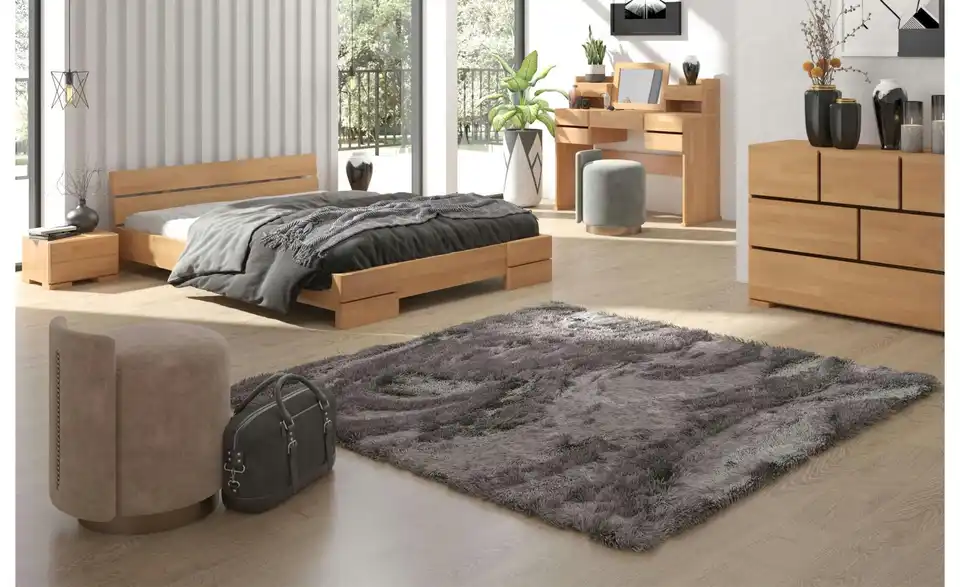 Massivholzbett Buche 140x200, in Wohnsituation