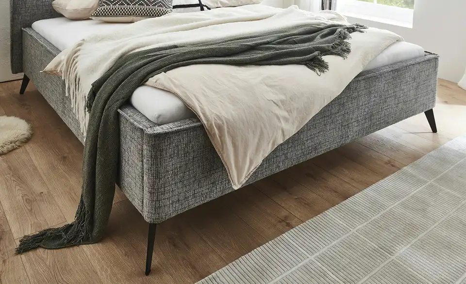 Polsterbettgestell, in Wohnsituation