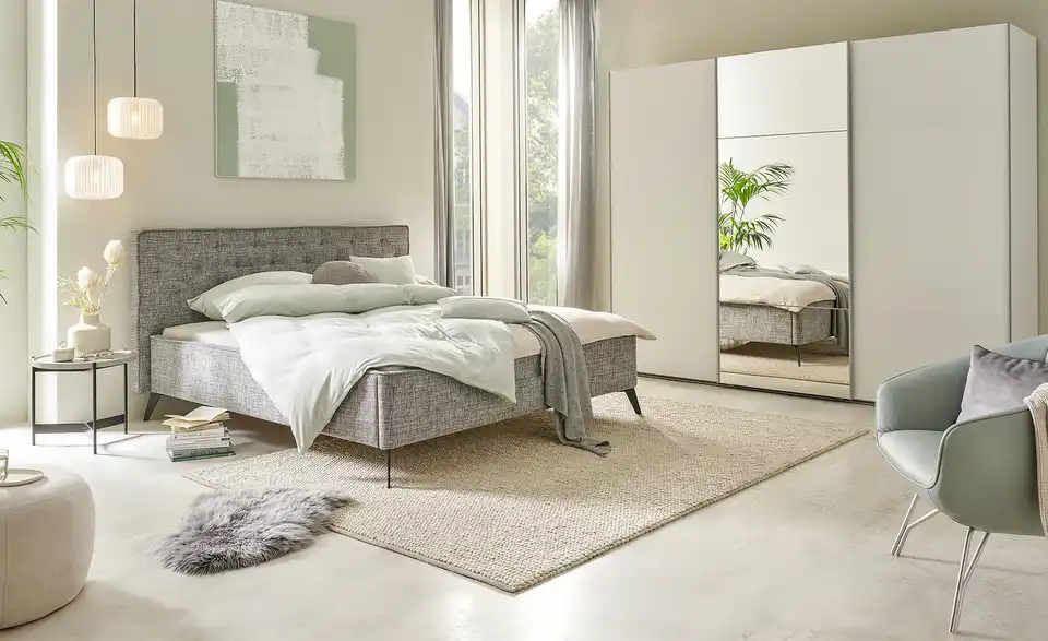 Polsterbettgestell, in Wohnsituation