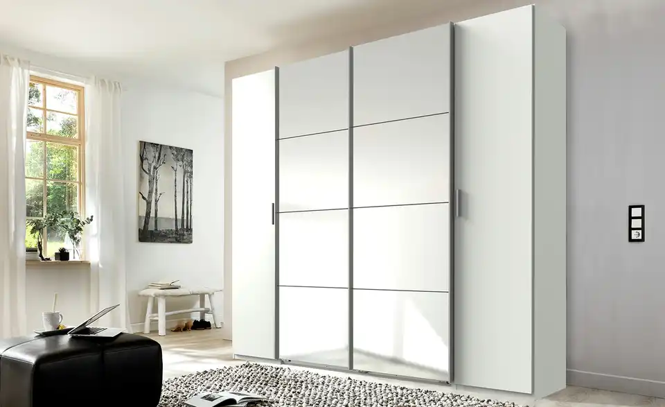 Dreh-/ Schwebetürenschrank, in Wohnsituation