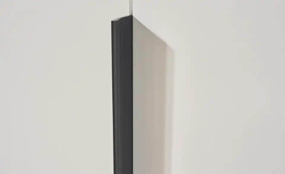 Kleiderschrank, Detailansicht