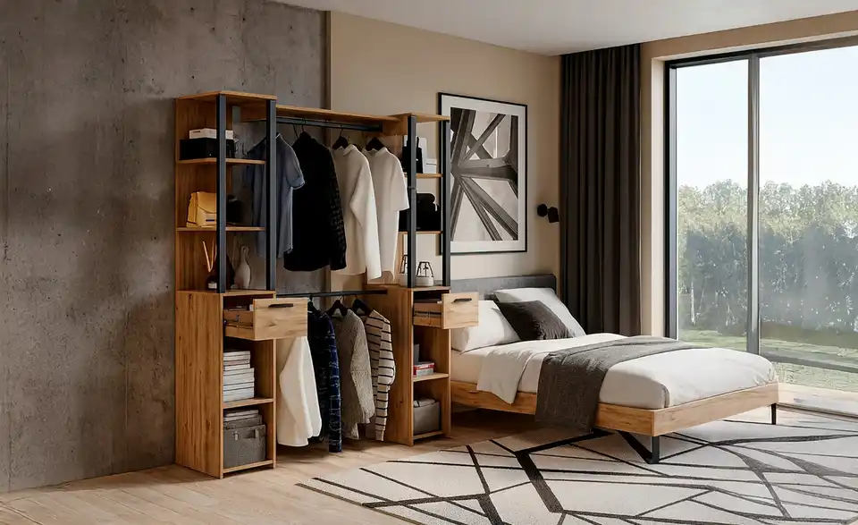 Offener Kleiderschrank, in Wohnsituation