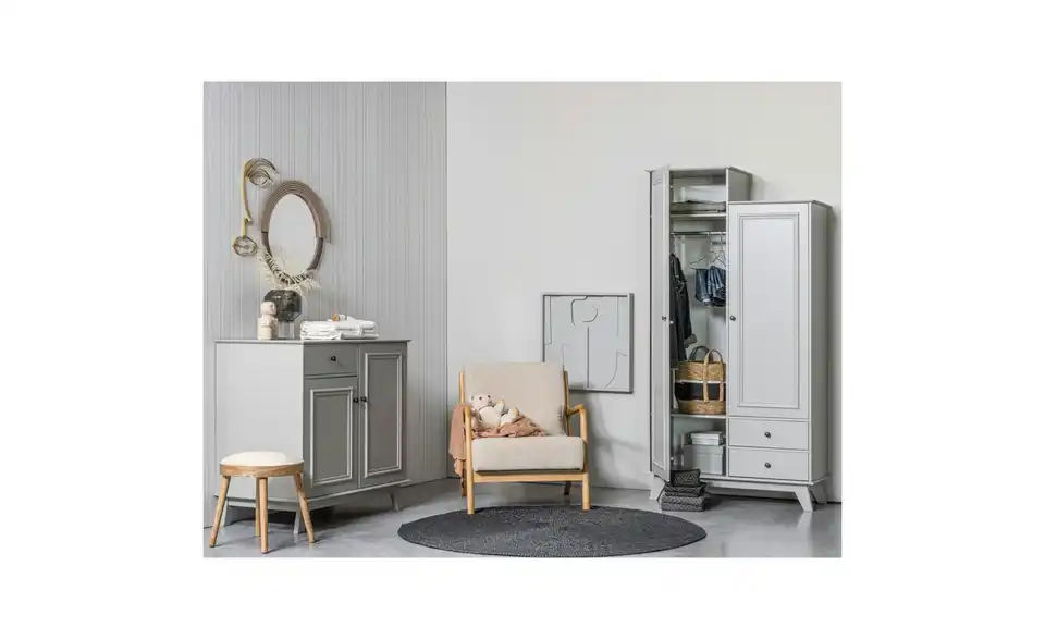 WOOOD Kleiderschrank, in Wohnsituation