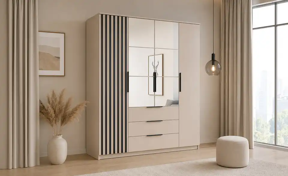 Drehtürenschrank, in Wohnsituation