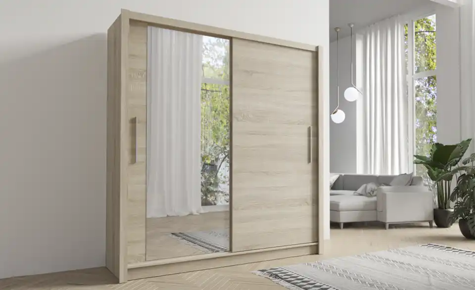 Schiebetürenschrank, in Wohnsituation